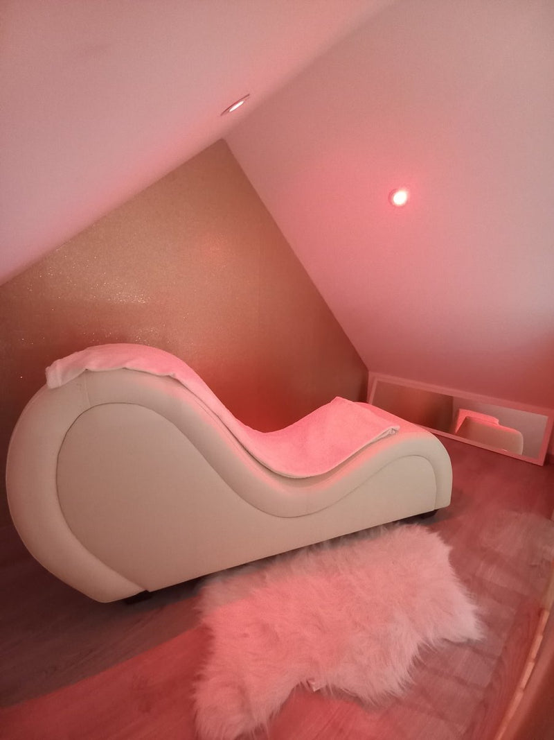 La Suite Etoilée - Love’nSpa - weekend en amoureux, love rooms avec spa ou jacuzzi privatif3 de La Suite Etoilée
