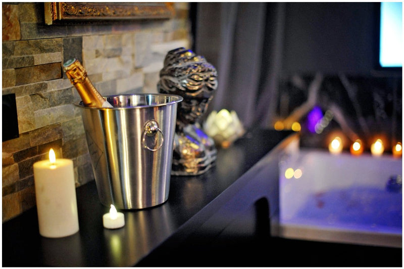 La Suite majestueuse, Spa XXL, évasion de luxe - Love’nSpa - weekend en amoureux, love rooms avec spa ou jacuzzi privatif
