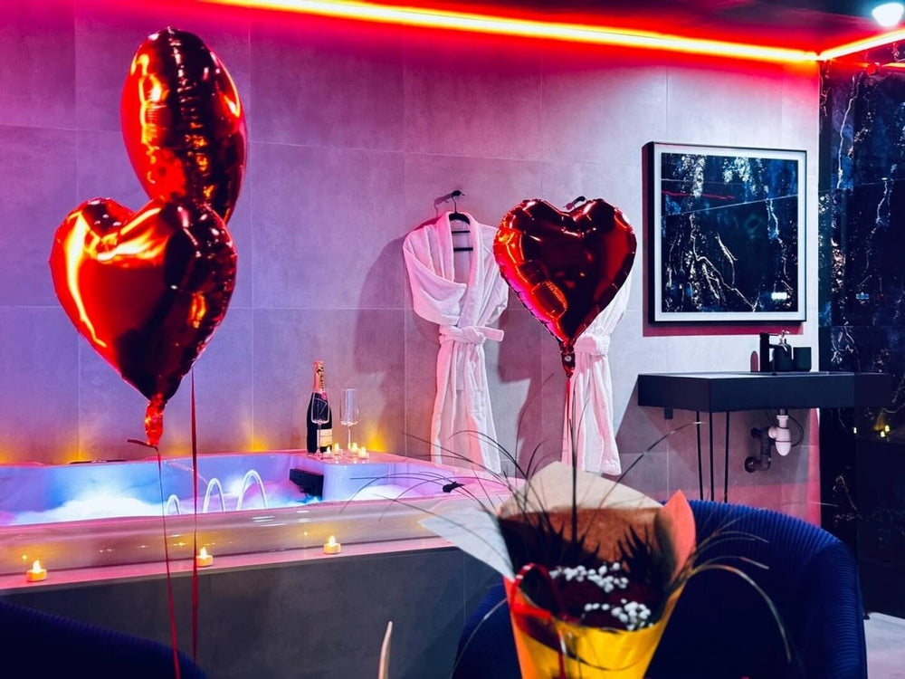 La Suite Passion - Love’nSpa - weekend en amoureux, love rooms avec spa ou jacuzzi privatif1 de La Suite Elixir
