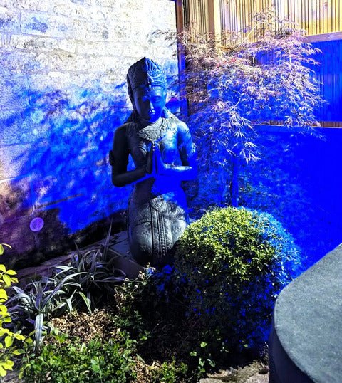 la suite samadhi - Love’nSpa - weekend en amoureux, love rooms avec spa ou jacuzzi privatif6 de Les Suites du Bouddha Bleu - La Suite Samadhi
