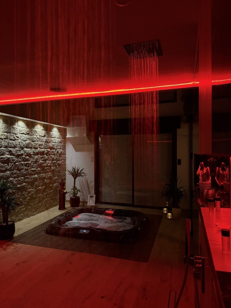L’Apogée - Love’nSpa - weekend en amoureux, love rooms avec spa ou jacuzzi privatif3 de L’Apogée
