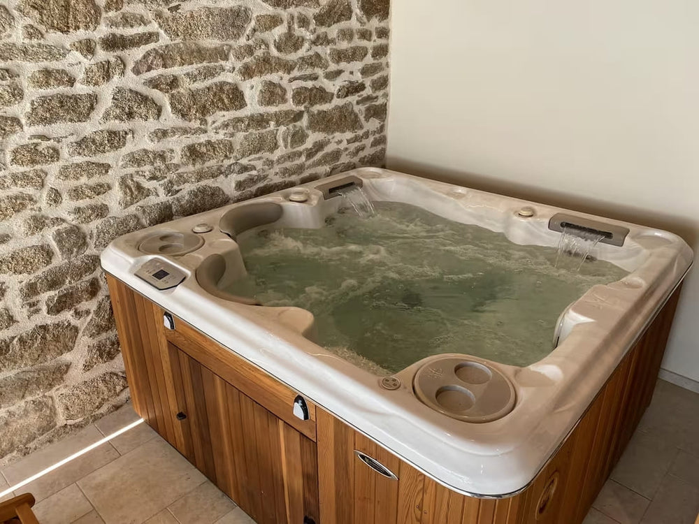 L'arôme - Love’nSpa - weekend en amoureux, love rooms avec spa ou jacuzzi privatif7 de L'arôme
