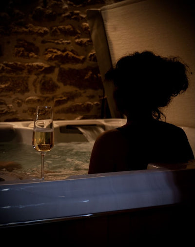 L'arôme - Love’nSpa - weekend en amoureux, love rooms avec spa ou jacuzzi privatif