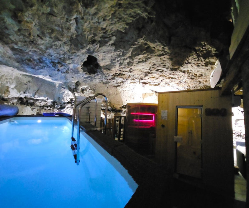 L'atypique des fouleries - Love’nSpa - weekend en amoureux, love rooms avec spa ou jacuzzi privatif1 de L'atypique des fouleries
