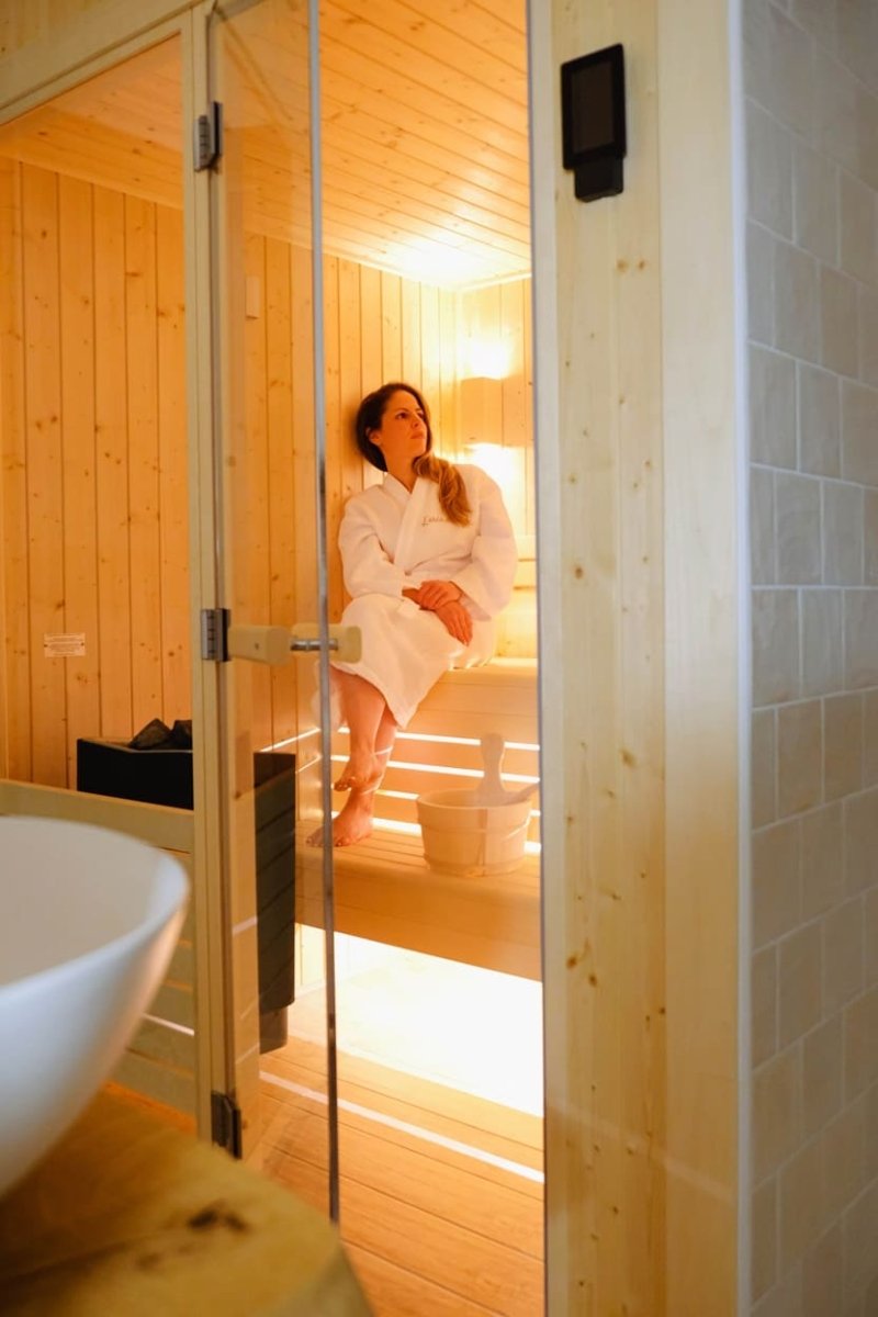 L'authentique - Love’nSpa - weekend en amoureux, love rooms avec spa ou jacuzzi privatif24 de L'orée des lys
