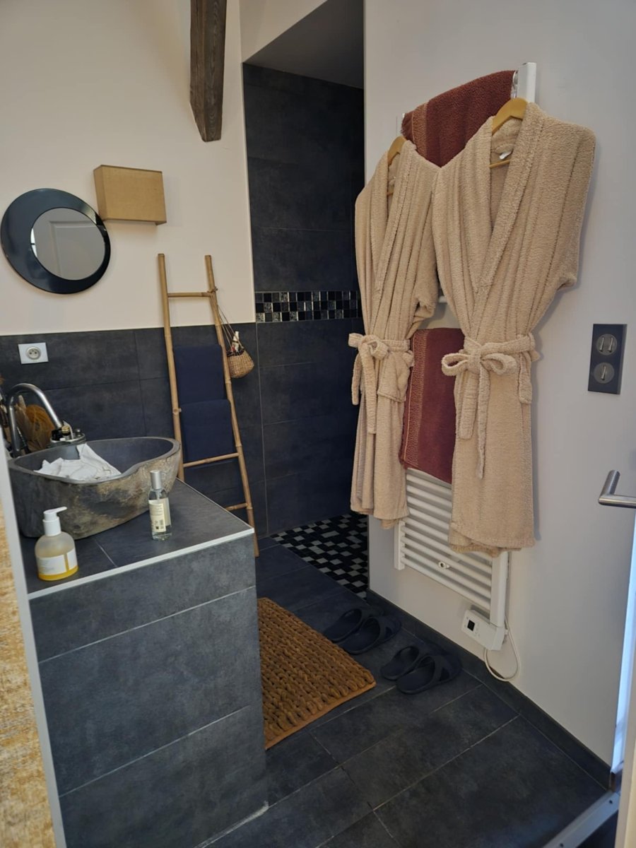 Le 7 De Coeur - Love’nSpa - weekend en amoureux, love rooms avec spa ou jacuzzi privatif14 de Le 7 De Coeur
