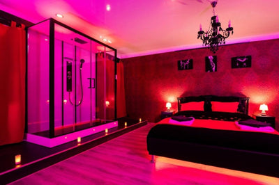 Le 7ème Ciel - Love’nSpa - weekend en amoureux, love rooms avec spa ou jacuzzi privatif