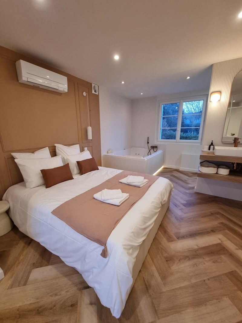 Le Boudoir d'Elba - Love’nSpa - weekend en amoureux, love rooms avec spa ou jacuzzi privatif1 de Le Boudoir d'Elba
