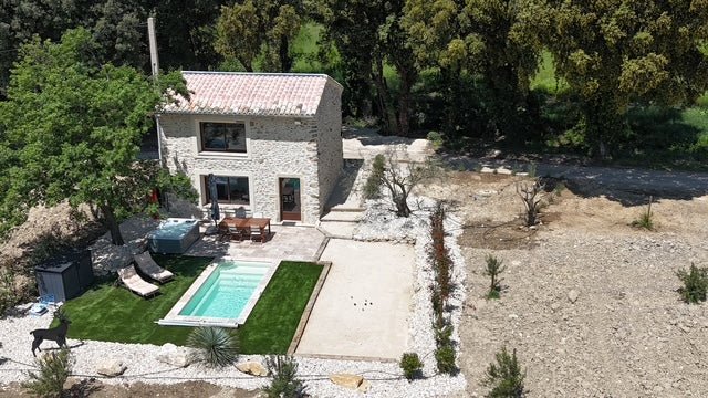 Le Cabanon Douillet - Love’nSpa - weekend en amoureux, love rooms avec spa ou jacuzzi privatif1 de Le Cabanon Douillet
