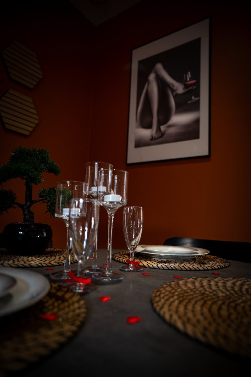 Le champ des plaisirs - Love’nSpa - weekend en amoureux, love rooms avec spa ou jacuzzi privatif3 de Le champ des plaisirs
