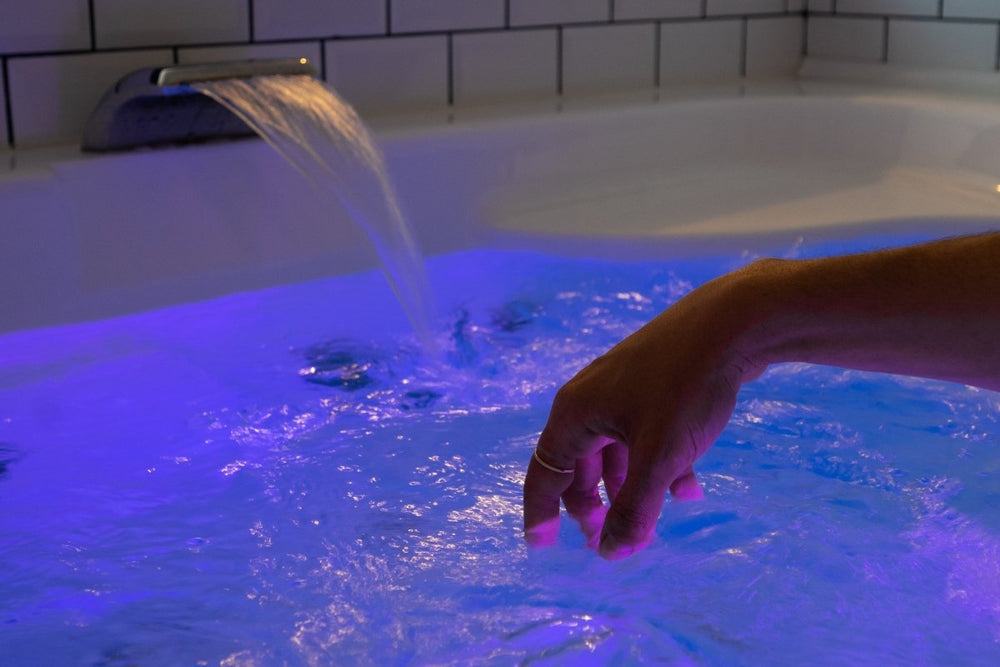 Le Chic & Balnéo - Love’nSpa - weekend en amoureux, love rooms avec spa ou jacuzzi privatif4 de Le Chic & Balnéo
