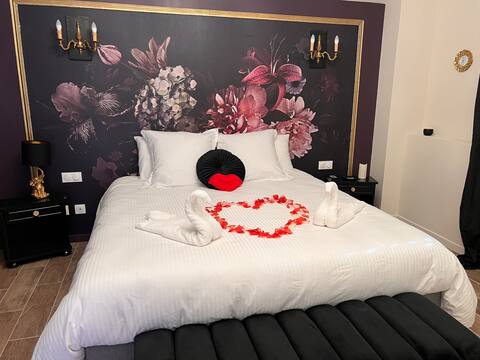 Le clos des Tourrels - Love’nSpa - weekend en amoureux, love rooms avec spa ou jacuzzi privatif1 de Le clos des Tourrels
