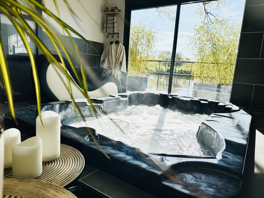 Le Colombier - Love’nSpa - weekend en amoureux, love rooms avec spa ou jacuzzi privatif1 de Le Colombier
