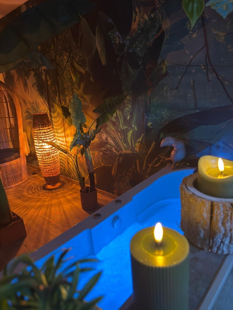Le Lodge de la Jungle - Love’nSpa - weekend en amoureux, love rooms avec spa ou jacuzzi privatif