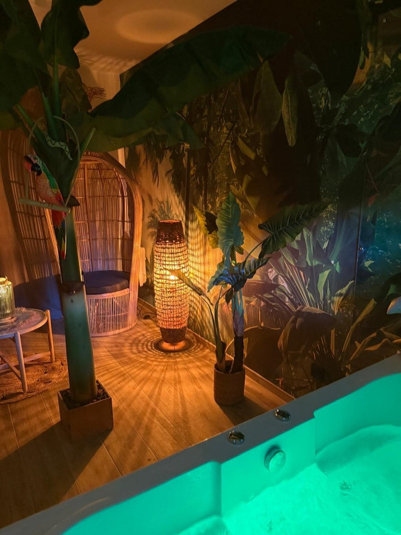 Le Lodge de la Jungle - Love’nSpa - weekend en amoureux, love rooms avec spa ou jacuzzi privatif