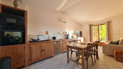 Le Mazet de la Draille - Suite La Cigale - Love’nSpa - weekend en amoureux, love rooms avec spa ou jacuzzi privatif