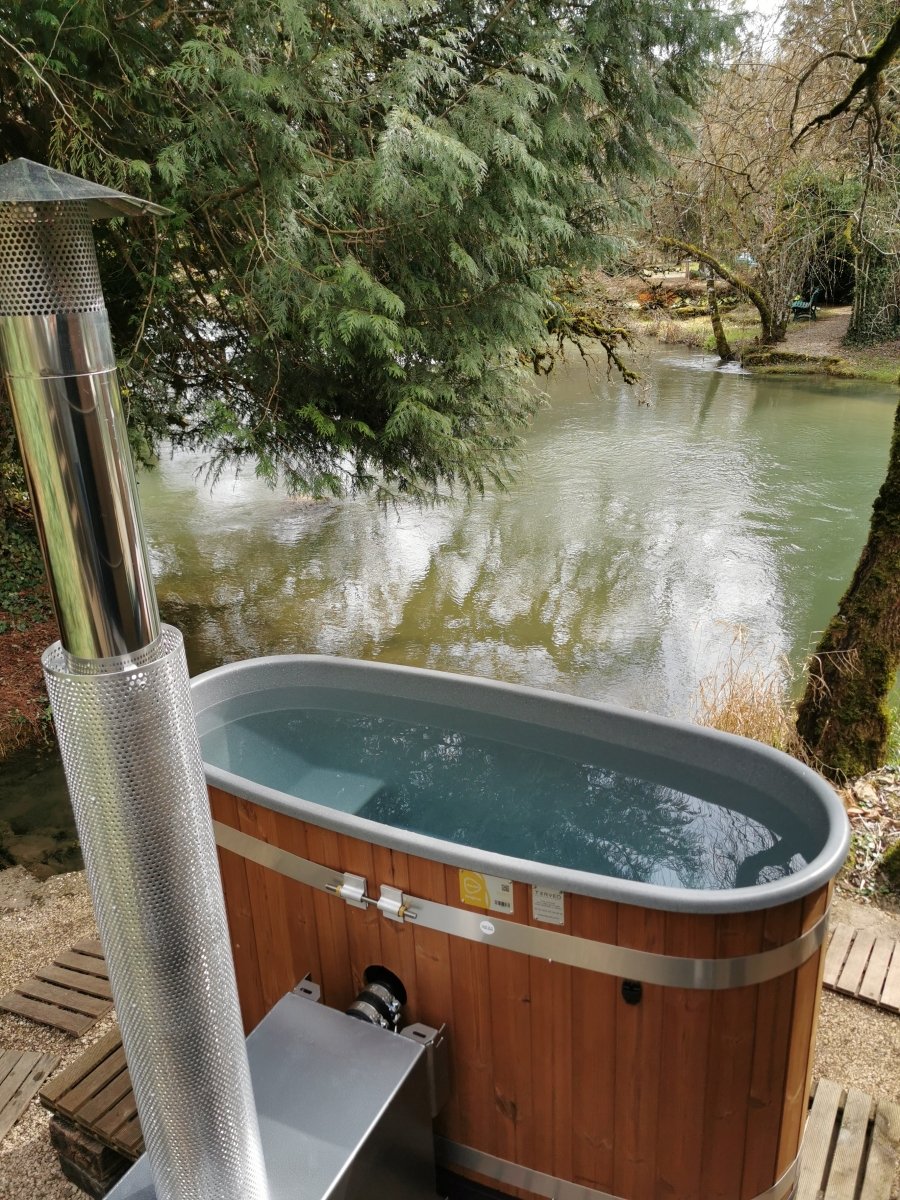 Le Pont de La Roche - La Cabane - Love’nSpa - weekend en amoureux, love rooms avec spa ou jacuzzi privatif1 de Le Pont de La Roche - La Cabane
