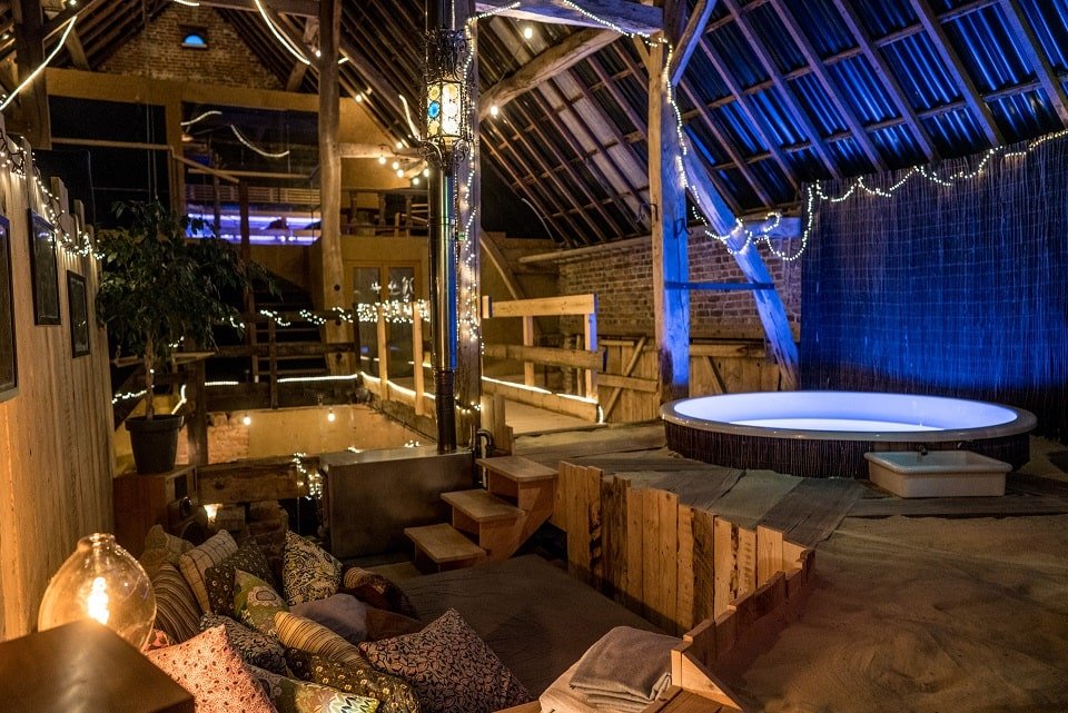 Le Renard à sornettes - Love’nSpa - weekend en amoureux, love rooms avec spa ou jacuzzi privatif1 de Le Renard à sornettes
