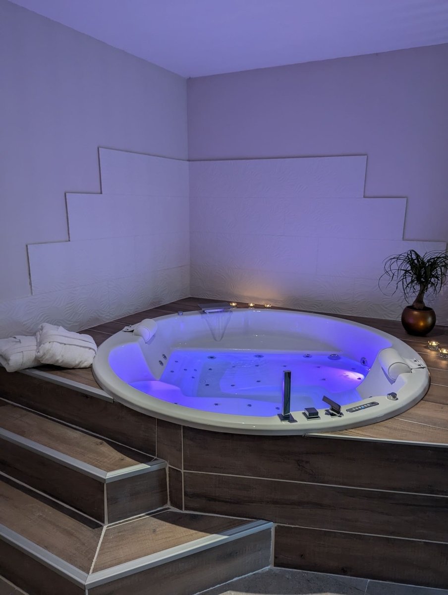 Le rituel - Love’nSpa - weekend en amoureux, love rooms avec spa ou jacuzzi privatif4 de Le rituel
