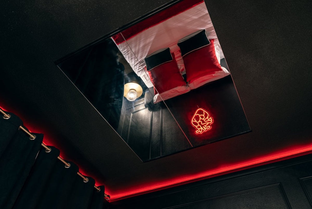 Le secret du marquis - Love’nSpa - weekend en amoureux, love rooms avec spa ou jacuzzi privatif4 de Le secret du marquis
