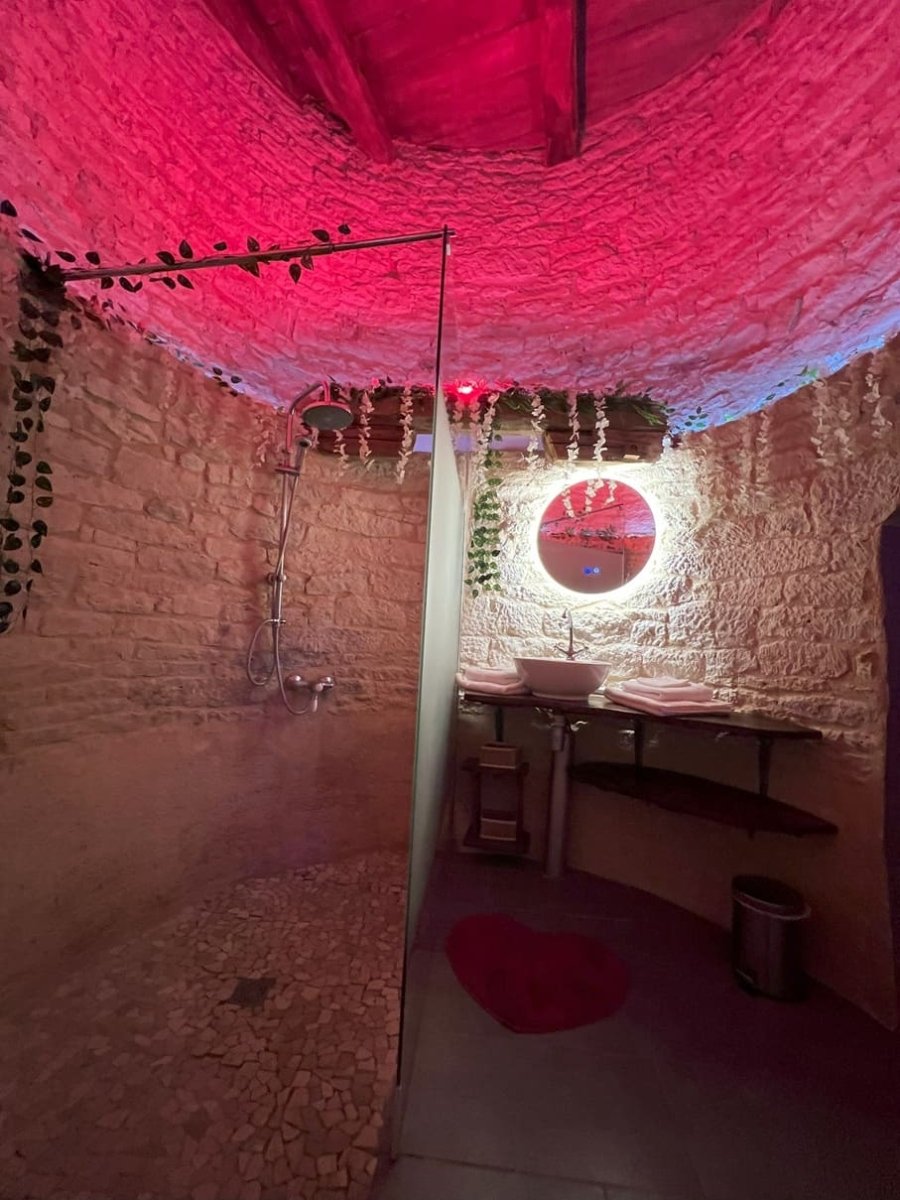 Le Secret du Pigeonnier - Love’nSpa - weekend en amoureux, love rooms avec spa ou jacuzzi privatif6 de Le Secret du Pigeonnier
