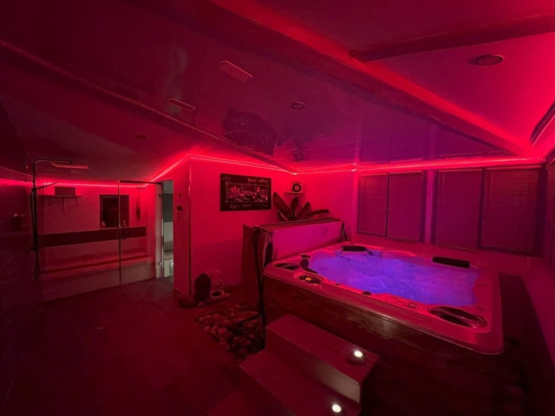 Le Secret du Pigeonnier - Love’nSpa - weekend en amoureux, love rooms avec spa ou jacuzzi privatif