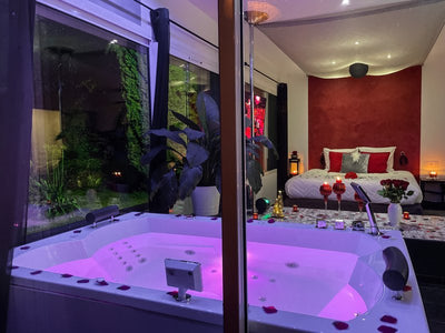 L'Ecrin de Hyères - Love’nSpa - weekend en amoureux, love rooms avec spa ou jacuzzi privatif