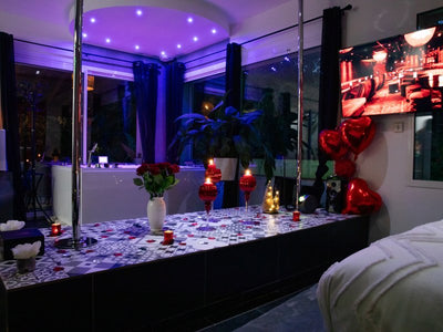 L'Ecrin de Hyères - Love’nSpa - weekend en amoureux, love rooms avec spa ou jacuzzi privatif