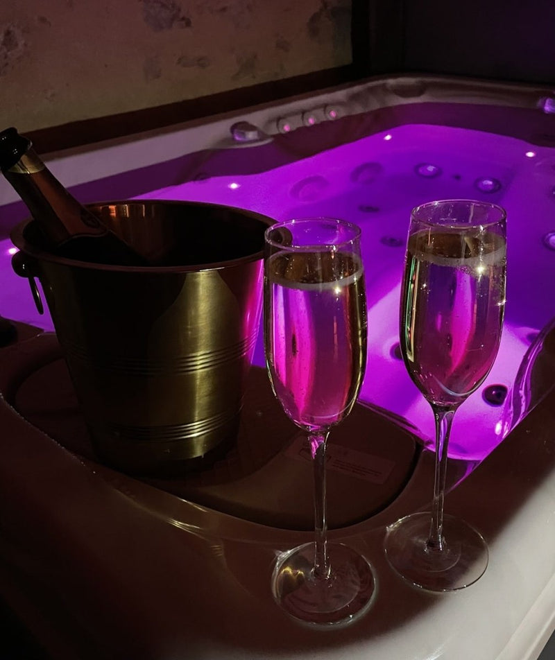 L'éden des 5 sens - Love’nSpa - weekend en amoureux, love rooms avec spa ou jacuzzi privatif1 de L'éden des 5 sens
