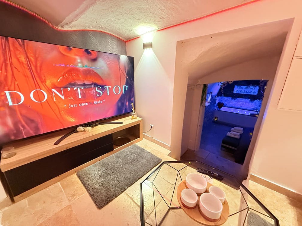 Les Bains d'Aphrodite - Love’nSpa - weekend en amoureux, love rooms avec spa ou jacuzzi privatif12 de Les Bains d'Aphrodite
