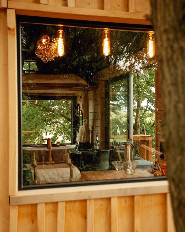 Les Cabanes Étoilées - Love’nSpa - weekend en amoureux, love rooms avec spa ou jacuzzi privatif9 de Les Cabanes Étoilées
