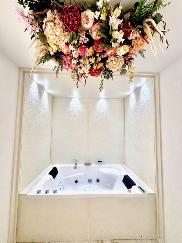 Les Eclats d'Amour - L'Éclat Lyra - Love’nSpa - weekend en amoureux, love rooms avec spa ou jacuzzi privatif