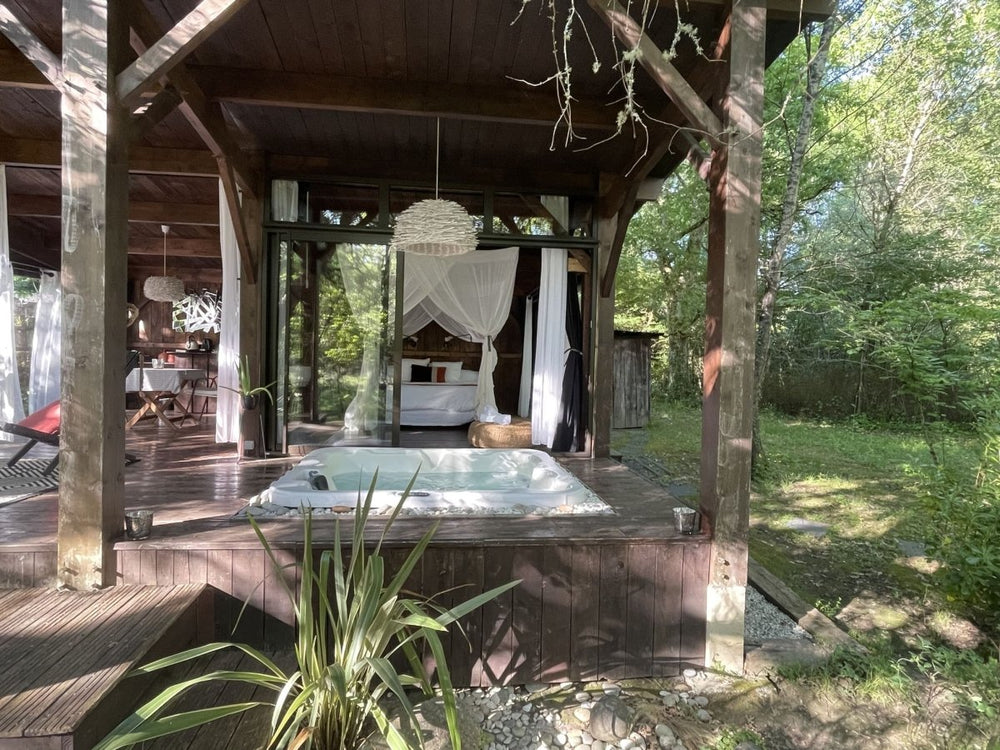 Les Landines - Le Lodge et son spa - Love’nSpa - weekend en amoureux, love rooms avec spa ou jacuzzi privatif7 de Les Landines - Le Lodge et son spa
