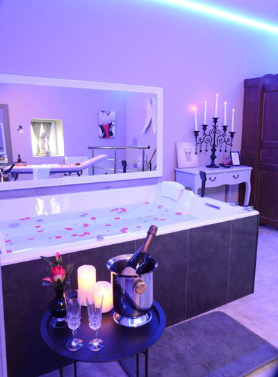 LES SECRETS DE WINNA - Love’nSpa - weekend en amoureux, love rooms avec spa ou jacuzzi privatif