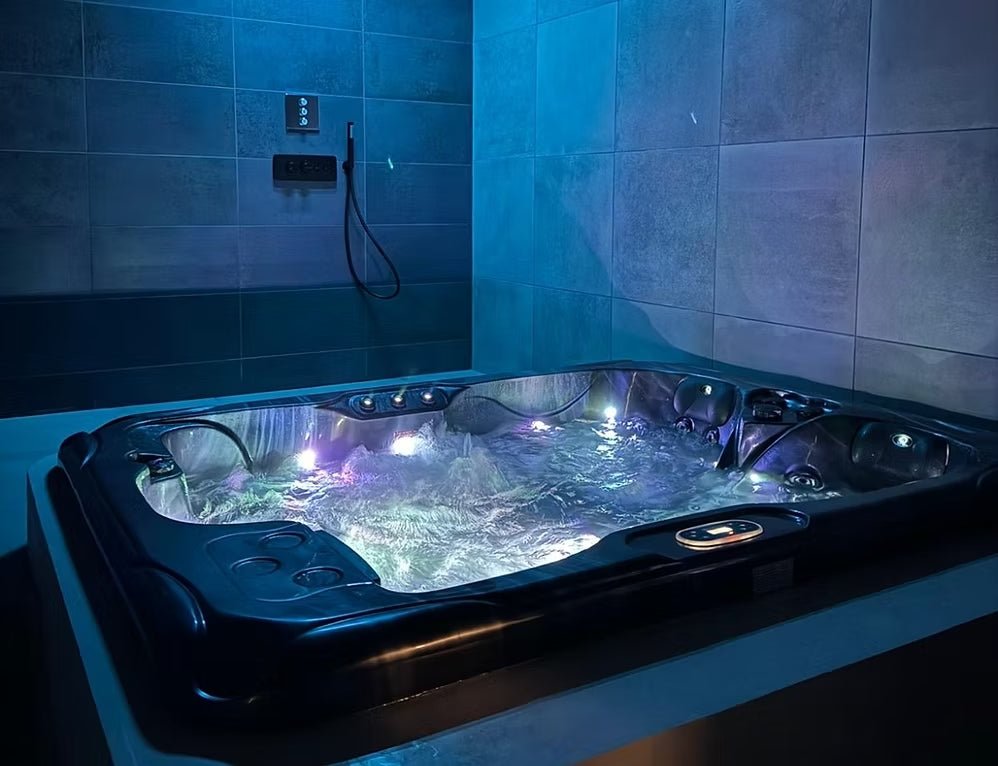 Les Secrets d'Eros - Love’nSpa - weekend en amoureux, love rooms avec spa ou jacuzzi privatif1 de Les Secrets d'Eros
