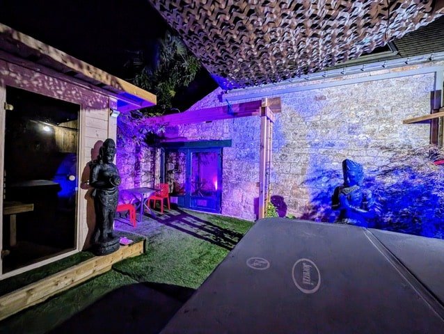 Les Suites du Bouddha Bleu - La Suite Samadhi - Love’nSpa - weekend en amoureux, love rooms avec spa ou jacuzzi privatif8 de Les Suites du Bouddha Bleu - La Suite Samadhi
