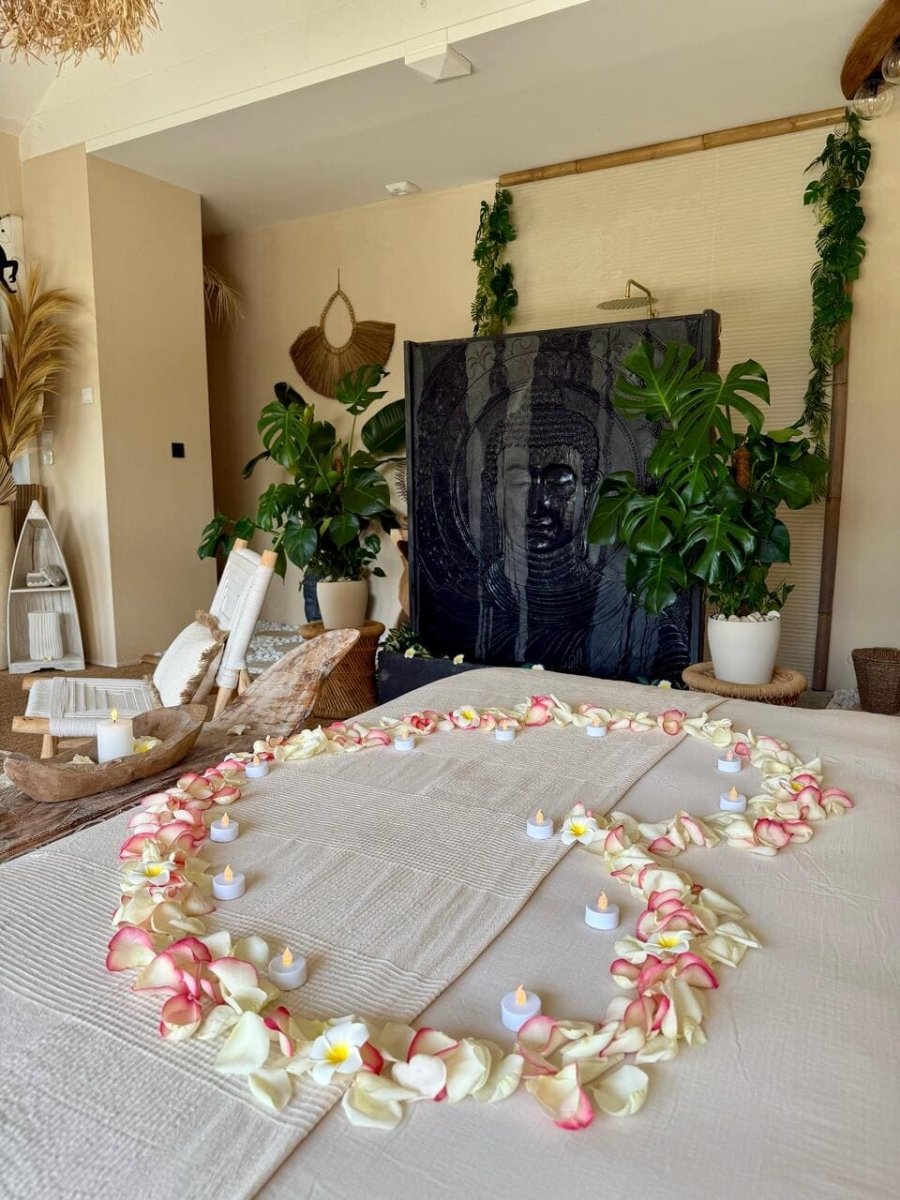 L'ESCALE A BALI - Love’nSpa - weekend en amoureux, love rooms avec spa ou jacuzzi privatif12 de L'ESCALE A BALI

