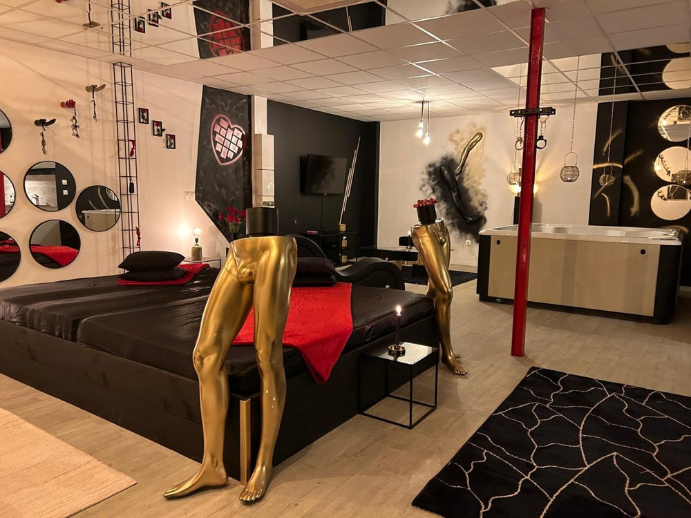 L'escapade sensuelle - Love’nSpa - weekend en amoureux, love rooms avec spa ou jacuzzi privatif2 de L'escapade sensuelle
