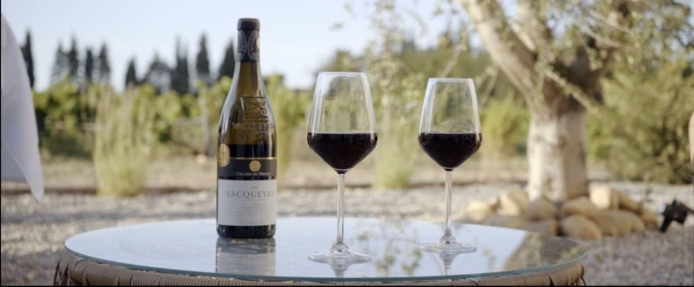 L'Essentiel 84 - La suite ÉVASION - Love’nSpa - weekend en amoureux, love rooms avec spa ou jacuzzi privatif6 de L'Essentiel Gîte de Charme 5 Etoiles - La suite ÉVASION
