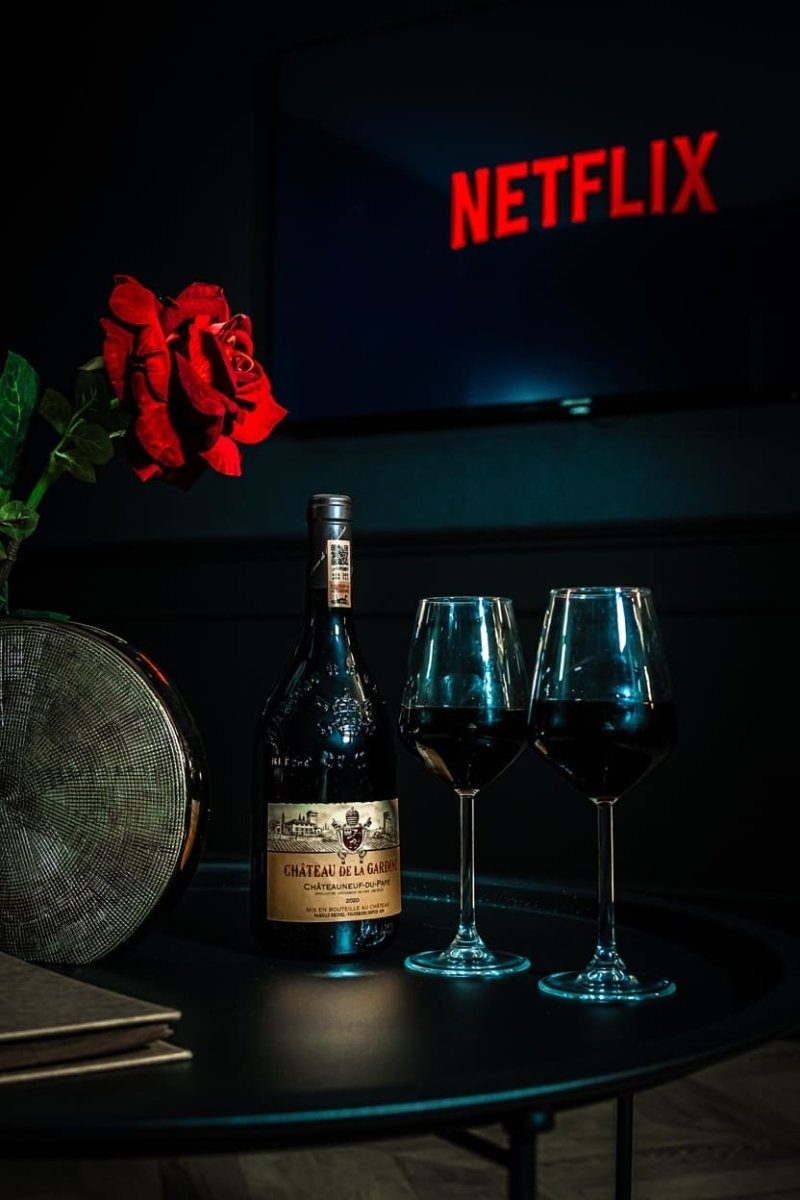 L'Essentiel 84 - La suite TENTATION - Love’nSpa - weekend en amoureux, love rooms avec spa ou jacuzzi privatif10 de L'Essentiel Gîte de Charme 5 Etoiles - La suite TENTATION
