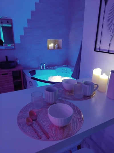 L'Evasion - Love’nSpa - weekend en amoureux, love rooms avec spa ou jacuzzi privatif