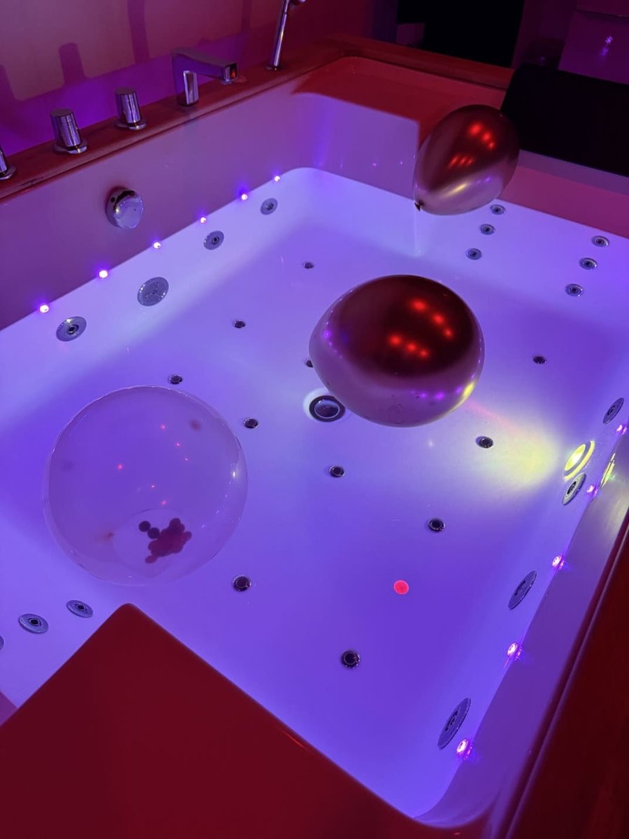 L'extase - Love’nSpa - weekend en amoureux, love rooms avec spa ou jacuzzi privatif10 de L’everbliss
