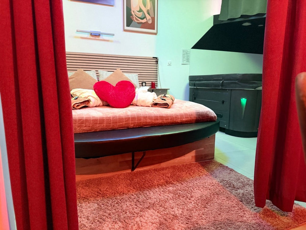 Liberty walk - Love’nSpa - weekend en amoureux, love rooms avec spa ou jacuzzi privatif5 de Liberty walk
