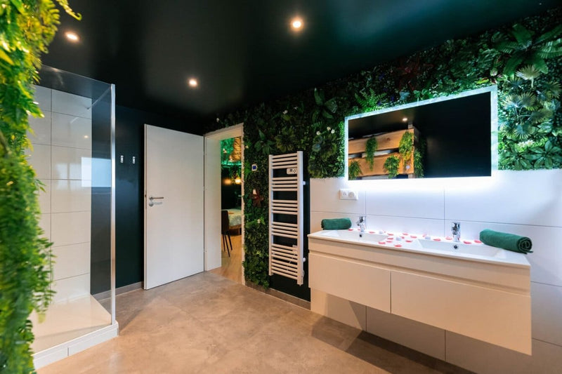 L'oasis tropicale - Love’nSpa - weekend en amoureux, love rooms avec spa ou jacuzzi privatif2 de L'oasis tropicale
