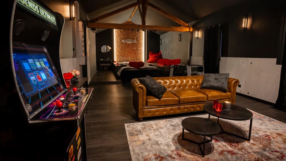 Loft Spa - St Etienne - Love’nSpa - weekend en amoureux, love rooms avec spa ou jacuzzi privatif6 de Loft Spa - St Etienne

