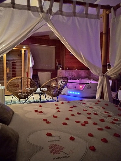 Loire des Lys - Love’nSpa - weekend en amoureux, love rooms avec spa ou jacuzzi privatif