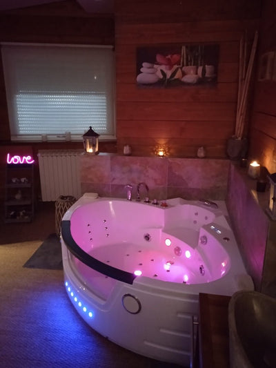 Loire des Lys - Love’nSpa - weekend en amoureux, love rooms avec spa ou jacuzzi privatif
