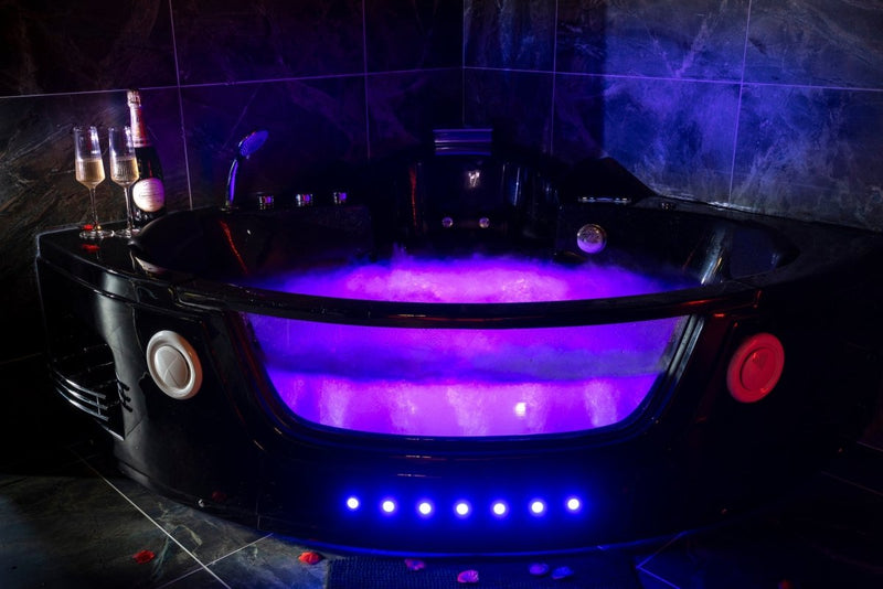 Lôuve - Moi Love Room & Spa - Love’nSpa - weekend en amoureux, love rooms avec spa ou jacuzzi privatif1 de Lôuve-Moi Love Room & Spa
