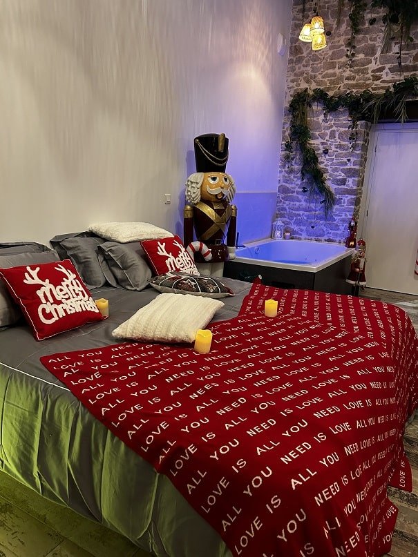 Lov’asion - Love’nSpa - weekend en amoureux, love rooms avec spa ou jacuzzi privatif