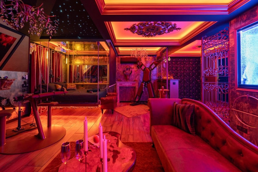 Love And Sex Room - La Marquise - Love’nSpa - weekend en amoureux, love rooms avec spa ou jacuzzi privatif8 de Love And Sex Room - La Marquise
